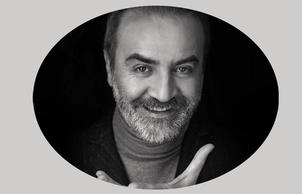 Yeni Bir Sayfada Sana Bakmak